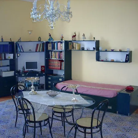 Di Elizabeth A1 4 Posti Letto